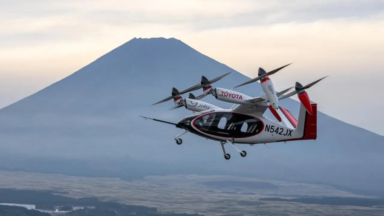 Toyota dan Joby Pamerkan Taksi Terbang eVTOL, Siap Mengudara di Jepang Toyota dan Joby Pamerkan Taksi Terbang eVTOL, Siap Mengudara di Jepang